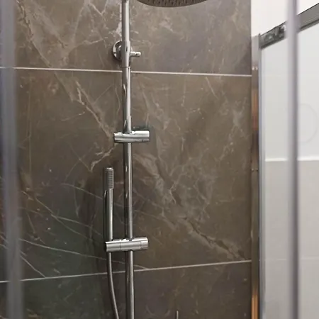 Light & Kozy - Jacuzzi Lux In Appartement